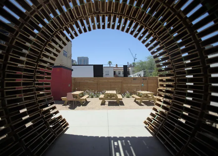 Contemporary Hub In Dtph - Pool & Parking * Phoenix